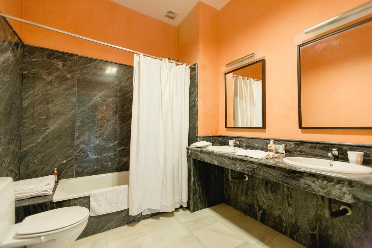 Apartamentos La Botanica, Cadix Extérieur photo